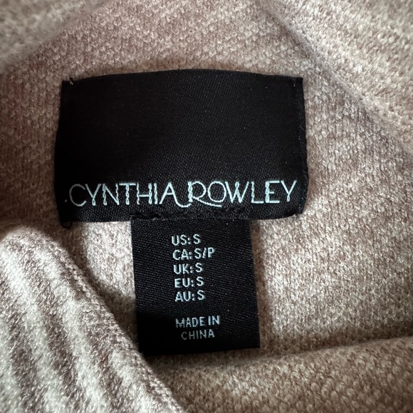 Cynthia Rowley Beige Striped Sweater - Picture 3 of 3